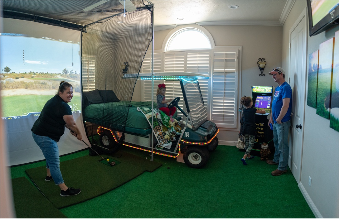 vacation home to rent with golf simulator