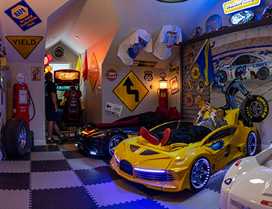 race car themed bedroom